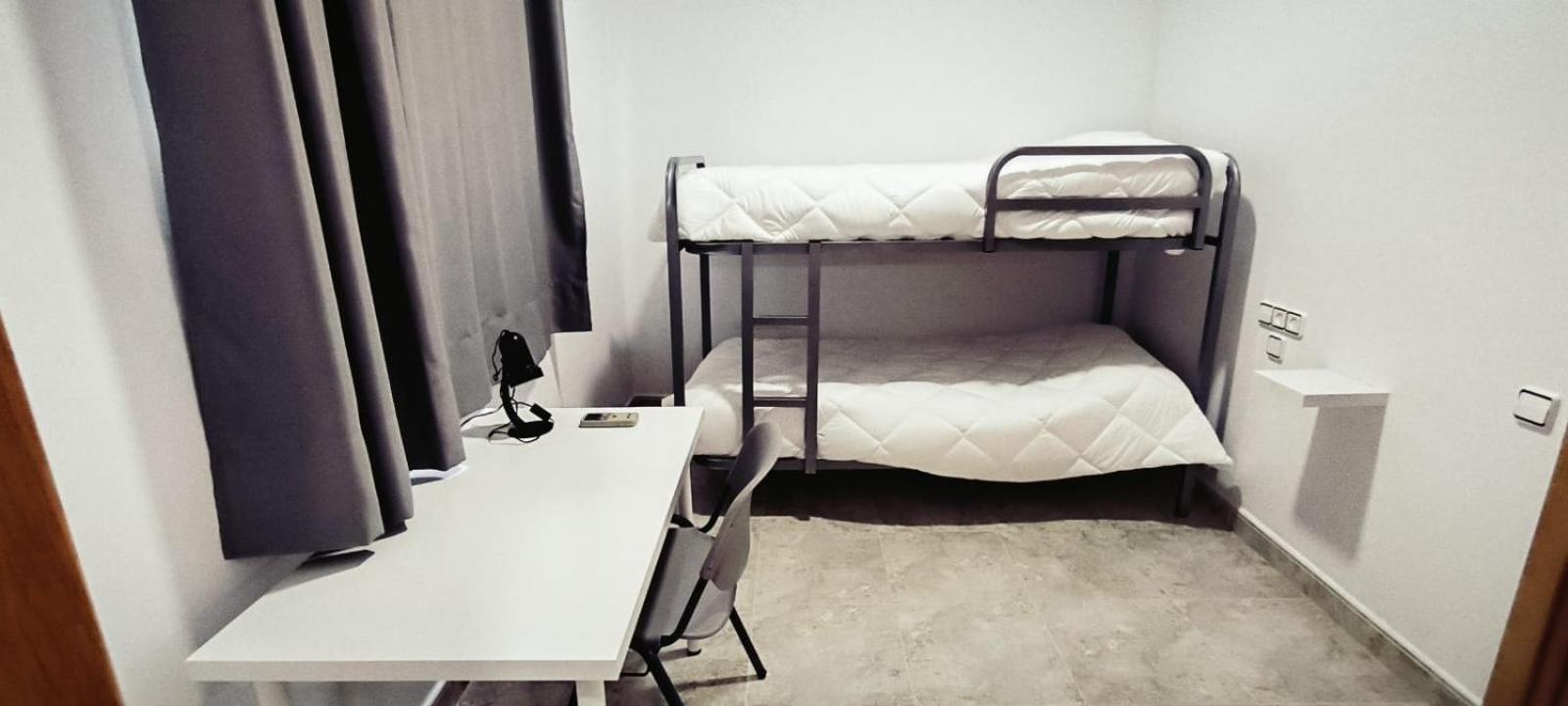 Albergue Rosa Molas Arrabal de Jesus Экстерьер фото